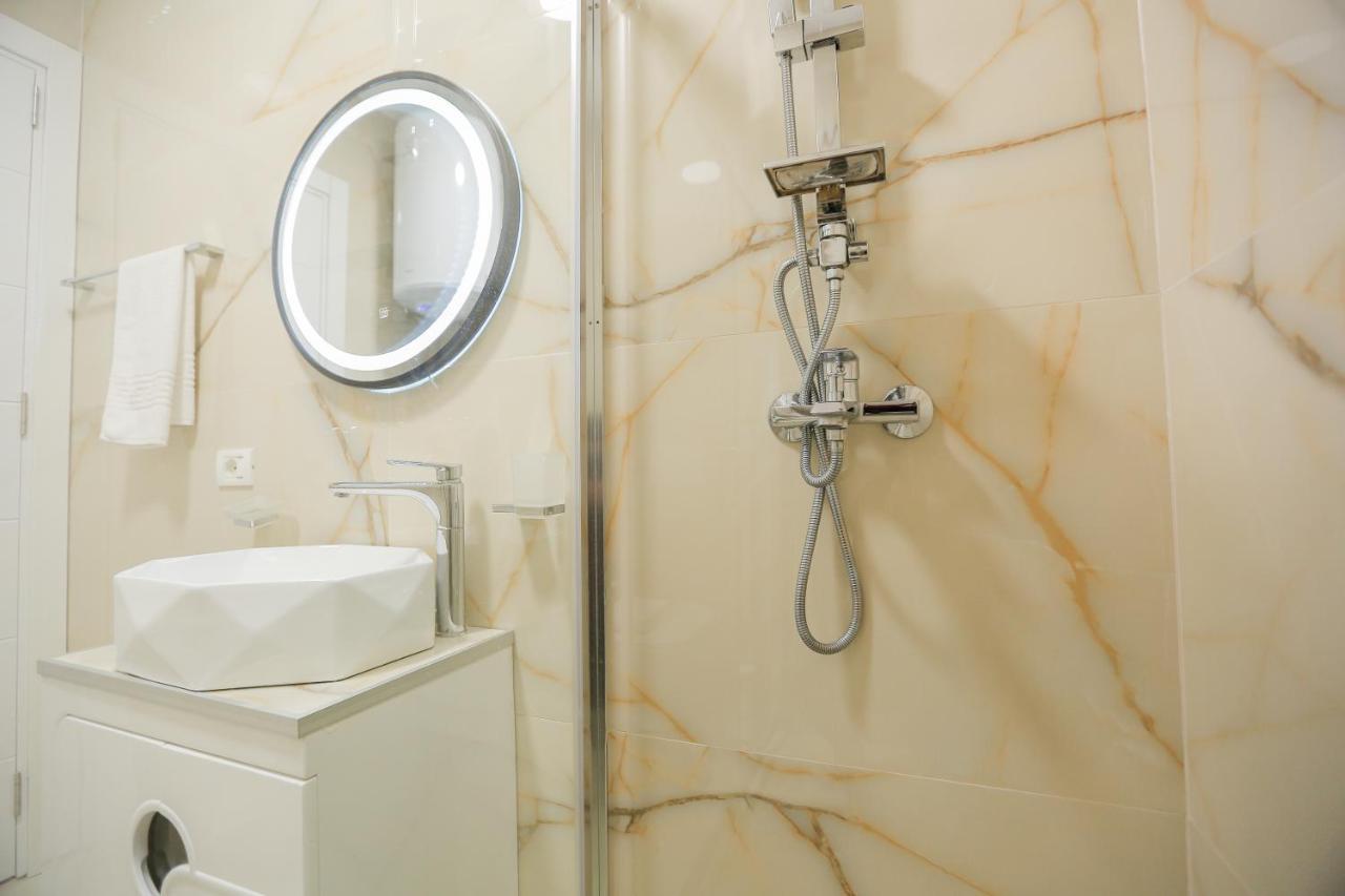 Miku Apartment-amazing 1bd At Wilson Square Leilighet Tiranë