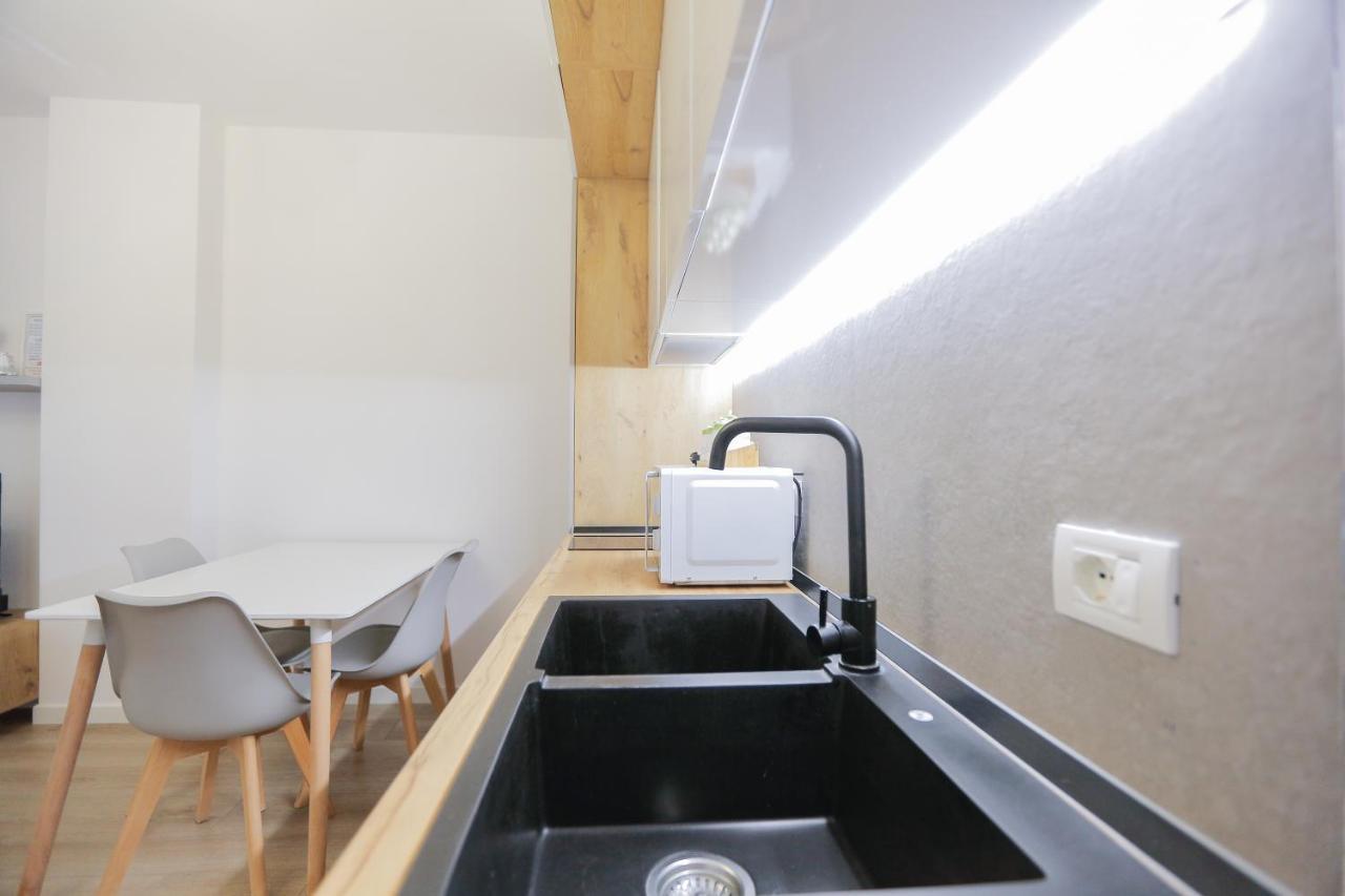 Apartament Miku Apartment-amazing 1bd At Wilson Square *